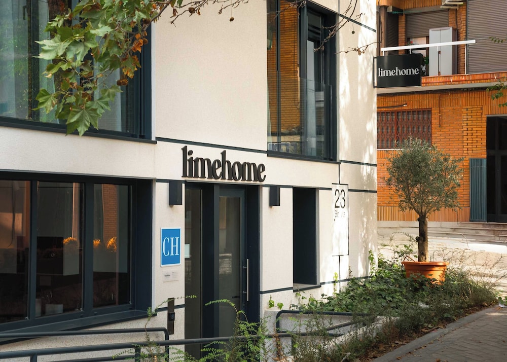 Limehome Madrid Calle de Bolivia
