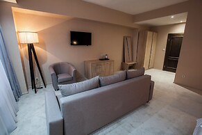 Renion Park Hotel
