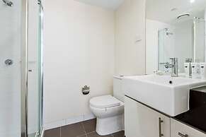 Modern City Convenience With Great Amenities