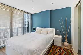 Modern City Convenience With Great Amenities