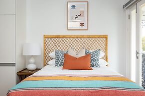 Explore Sydney Staying in Perfect Located Studio