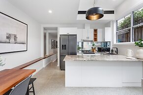 Charming 3-bed Cottage With a Courtyard