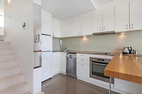 Beachside Paradise - Ocean Views, Central Position