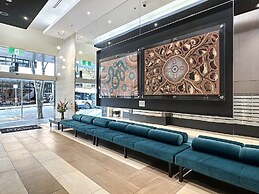 Brisbane CBD Stay With Pool & Gym Access