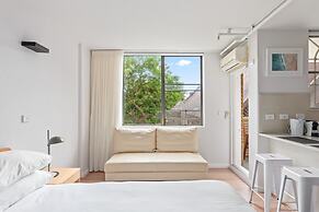 Central Bondi Studio With Rooftop Pool Access