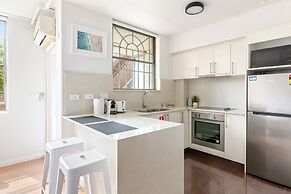 Central Bondi Studio With Rooftop Pool Access