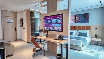 MH HOTEL