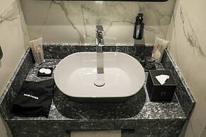 MH HOTEL