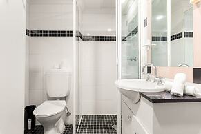 Green Views & Great Location: Inner-city 1-bed