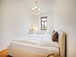 Arcadio Home - City Comfort
