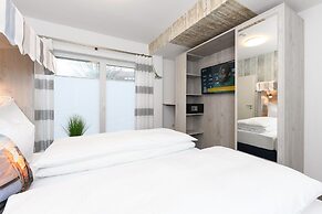 Moderne Ferienwohnung mit Terrasse in Ruhiger Lage