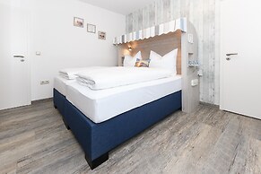 Moderne Ferienwohnung mit Terrasse in Ruhiger Lage