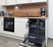 Moderne Ferienwohnung mit Terrasse in Ruhiger Lage