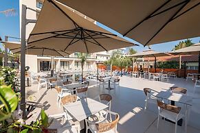 Ksamil Premium Hotel