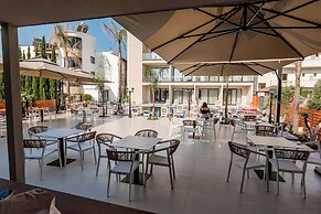 Ksamil Premium Hotel