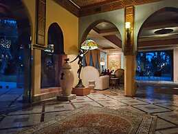 Private Luxury Villa With Hotel Services