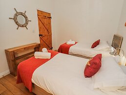 Hideaway Cottage No 1