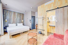 Hôtel Maât Batignolles