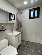 Sea & You pool villa pension