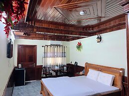 Hotel Nam Song Hau