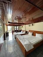 Hotel Nam Song Hau