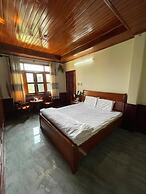 Hotel Nam Song Hau