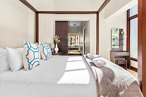 Villa 17 on Graham