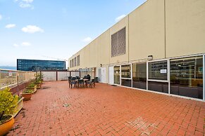 Central ACT Studio With Indoor Pool and Gym