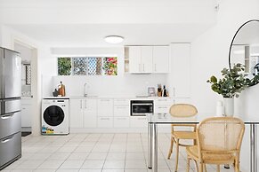 Chic 1-bed Escape With Parking Bridgeman Downs