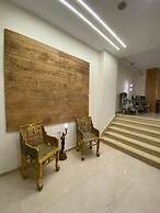RIWAQ Pyramids Boutique