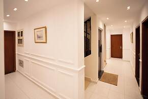 RIWAQ Pyramids Boutique