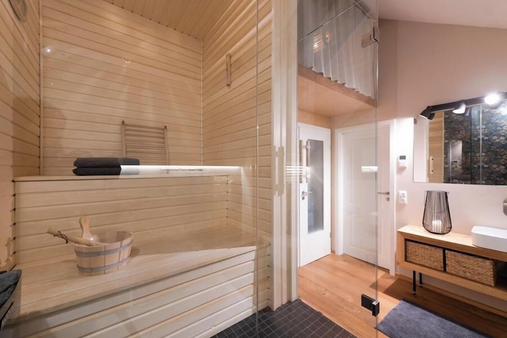 Architektenwohnung mit Privatsauna