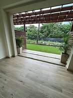 Modern 1BR w/ Balcony View – Marien, Puerto Plata