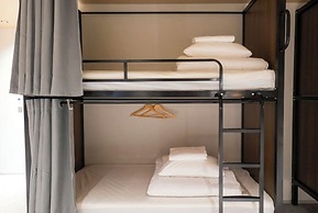 THE GAKUSUI - Hostel