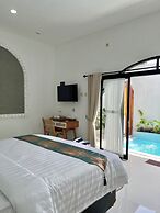 Villa Bale Tentrem Pamungkas