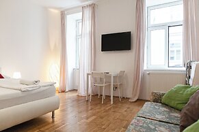 Affordable 3BR Apt Belvedere Vicinity