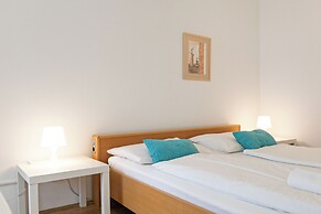 Affordable 3BR Apt Belvedere Vicinity