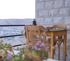 Alqalah Restotel