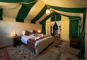 Lantern Luxury Camp