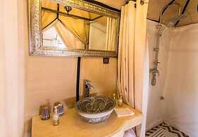 Lantern Luxury Camp