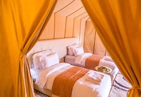 Lantern Luxury Camp