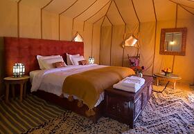 Lantern Luxury Camp