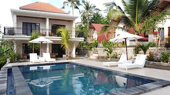 The Lebah Kelingking Villa