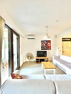 Koumaros ApartHotel