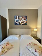 Koumaros ApartHotel