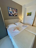 Koumaros ApartHotel