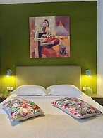 Koumaros ApartHotel