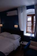 Old Town Inn