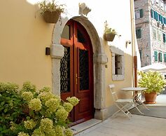 Old Town Inn