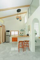 Rock & Lune Boutique Villas